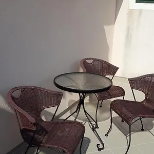 Apartman Aurora Borik, Zára